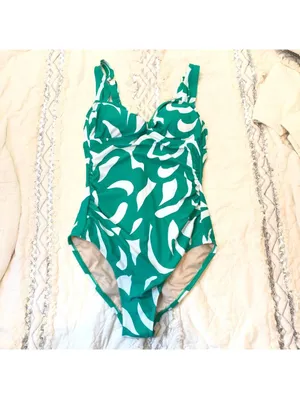 Shade & Shore NWT Women's One Piece Swimsuit Green White Leaf Shirred M (8/10) thumbnail 2