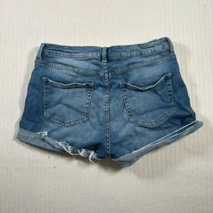 H&M Denim Shorts Womens Size 12 Blue Jean Rolled Cuffed Hem Medium Wash Summer thumbnail 11