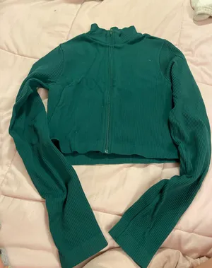 Garage zip crop top thumbnail 1