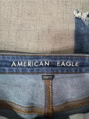 American Eagle High Rise Mom Jeans Distressed Stretch Cropped Tapered Ankle 6 thumbnail 9