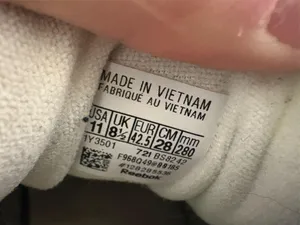 Reebok Sneakers thumbnail 3