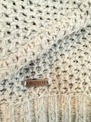 Gray Hollister Knit Sweater Size S thumbnail 3