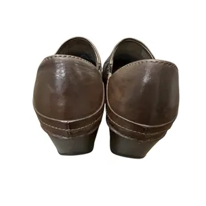 DANSKO Hailey Professional Staple Clog Mule Platform Nursing Shoe Studs 7.5-8/38 thumbnail 3