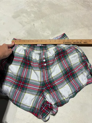 Aerie Plaid pajama Shorts - Red & Green Tartan medium thumbnail 2