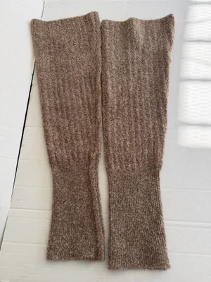 Danielle Guizio leg warmer thumbnail 5