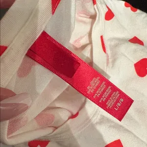 Skims x Lana Del Rey | Limited Edition Super Cropped Long Sleeve thumbnail 3