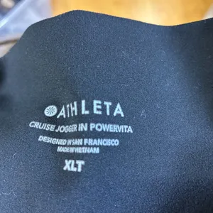 Athleta Cruise Jogger Size XLT Black Powervita High Rise Yoga Athleisure Tall thumbnail 10