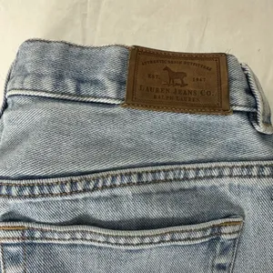 Lauren Jeans Co‎ Ralph Lauren Light Wash Denim Shorts Size 8 Cuffed vintage thumbnail 6
