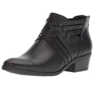 BareTraps black goldie Ankle boots Criss Cross Boho zip up size 7 NWT thumbnail 1