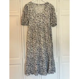 Garrie B blue floral square neck puff sleeve midi dress size M thumbnail 3