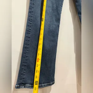 Madewell Women's Flare Jeans in Dark Blue Denim thumbnail 7