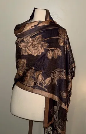 Ana Waterways shawl Black thumbnail 1