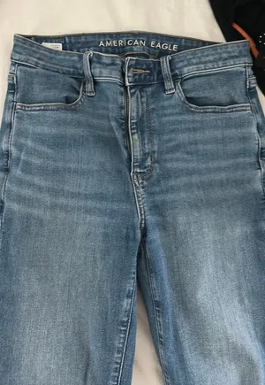 American Eagle Jeans thumbnail 1
