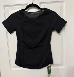 Halara Black Mesh Back Short Sleeve Activewear Workout Top Shirt XS NWT‎ thumbnail 1