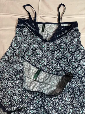 Laura Ashley 2-Piece Pajama Set | Women’s M | Lace Trim Cami & Shorts thumbnail 4