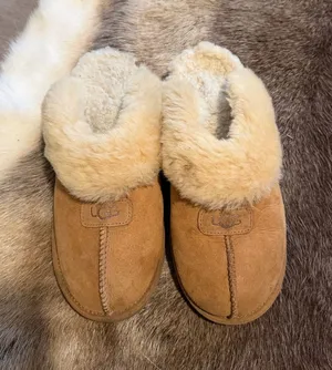 UGG Chestnut Suede Shearling Mule Slippers thumbnail 1