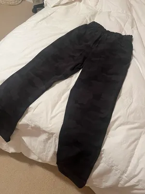 Lululemon Camo Pant thumbnail 3