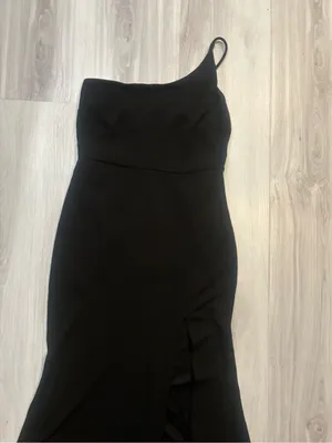 Windsor Black One-Shoulder Slit Evening‎ Gown thumbnail 3