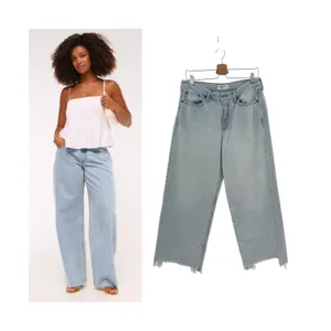 Abercrombie The Ultra Loose Low Rise Wide Leg Jeans Light Wash 28 Short thumbnail 2