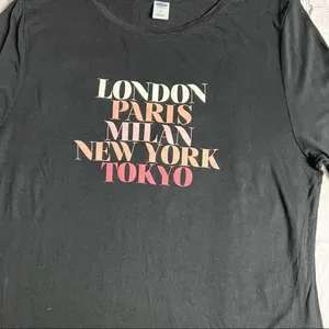 Old Navy Womens City Graphic Short Sleeve Sz M thumbnail 5