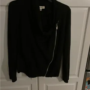 Ee:some jacket. Size medium‎ Black thumbnail 3