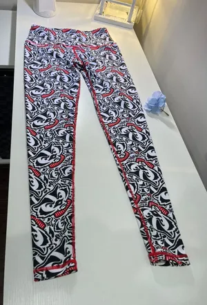 ZooZatz Wisconsin Badgers All Over Print Leggings Black White Red‎ Womens Small thumbnail 1