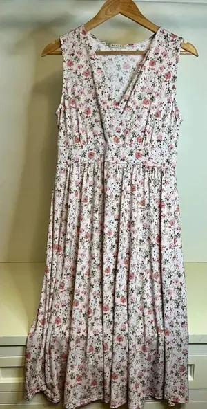 NWOT Beacon Emerson Knit Midi Floral Women’s Dress Size Medium thumbnail 1