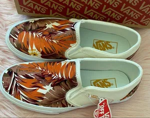 Vans 🌸 Asher Women’s Platform Sneakers 🌸 thumbnail 3
