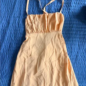 Abercrombie and Fitch Yellow Lace Up Back Midi Dress with Tags thumbnail 2