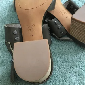 ULTRA COMFY leather sandals 🌷🌷🌷NWOTB thumbnail 8