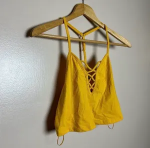 Ambiance Apparel CLEARANCE! Gold Boutique Lattice Front Crop Tank Size L NWT thumbnail 3