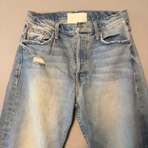 MOTHER The Tomcat Straight Leg Distressed Jeans Light Blue Women Size 28 thumbnail 4