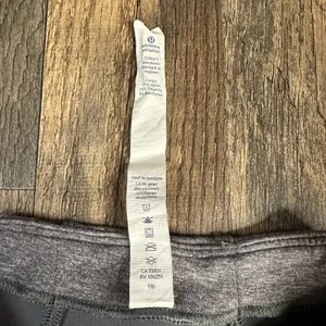 LULULEMON Hill And Valley Mock Neck Long Sleeve Top Size 6 Heathered Slate Crop thumbnail 5