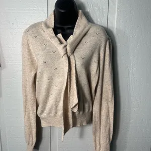 Astr Women’s Cream Tie Neck Sweater Size Medium EUC thumbnail 2