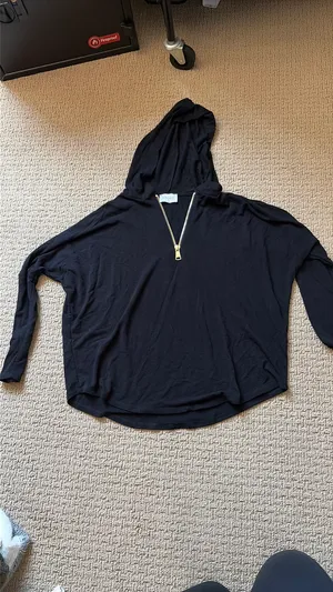 Story black long sleeve thumbnail 2