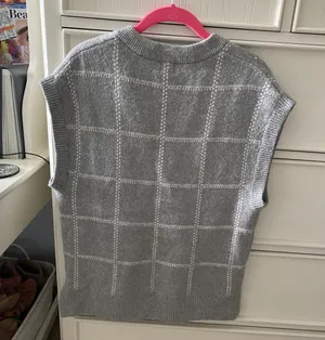 Target “A New Day” Grey Sweater Vest thumbnail 4