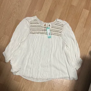 Cream Pleated 3/4 Sleeve Blouse with Bib Collar thumbnail 2