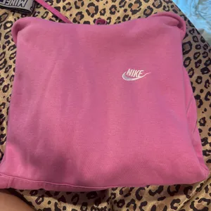 Nike Hoodie thumbnail 1
