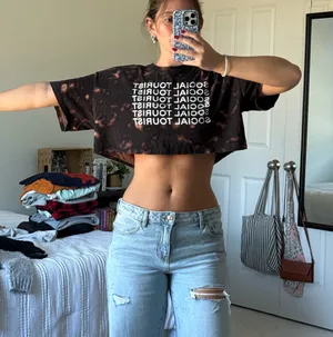 Social Tourist Hollister Crop Top thumbnail 3