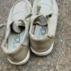 Hey Dude Wendy Stretch Sparkling Beige Shoes Womens Size 8 thumbnail 4