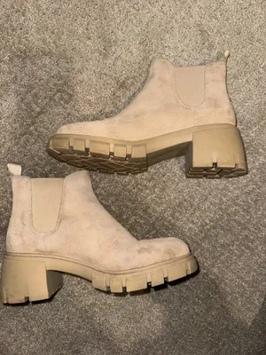 Steve Madden Howler Chelsea Boots thumbnail 5