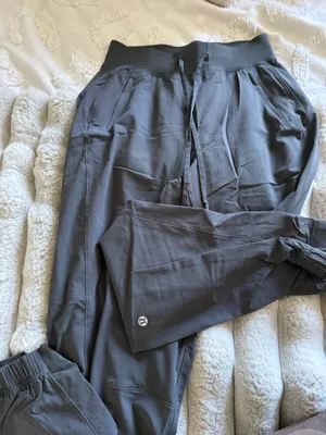 Lululemon Grey Joggers High-Rise thumbnail 3