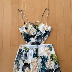 Petal and Pup Jayne White and green floral maxi dress thumbnail 5