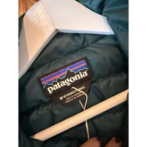Patagonia NWT down puffer vest borealis green M thumbnail 4