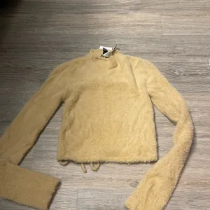 Nwt Forever21 Taupe Fuzzy Backless Sweater S thumbnail 4