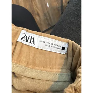 Zara khaki tan trouser pants thumbnail 6