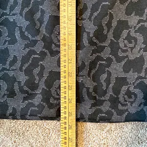 Banana Republic || Black/grey/silver print lined pencil skirt with side zipper thumbnail 8