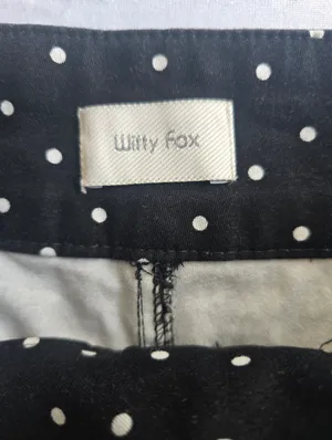 Polka Dot Black White Waistband With Belt Loops Low Rise shorts Women Size M thumbnail 7