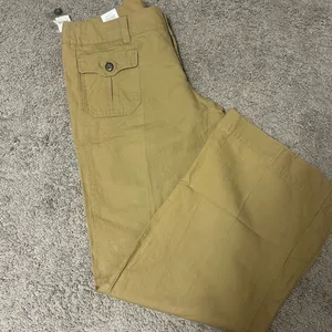 GAP Khaki Wide-Leg Pants size 10 NWT thumbnail 4