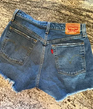 Levi’s 501 Shorts thumbnail 2